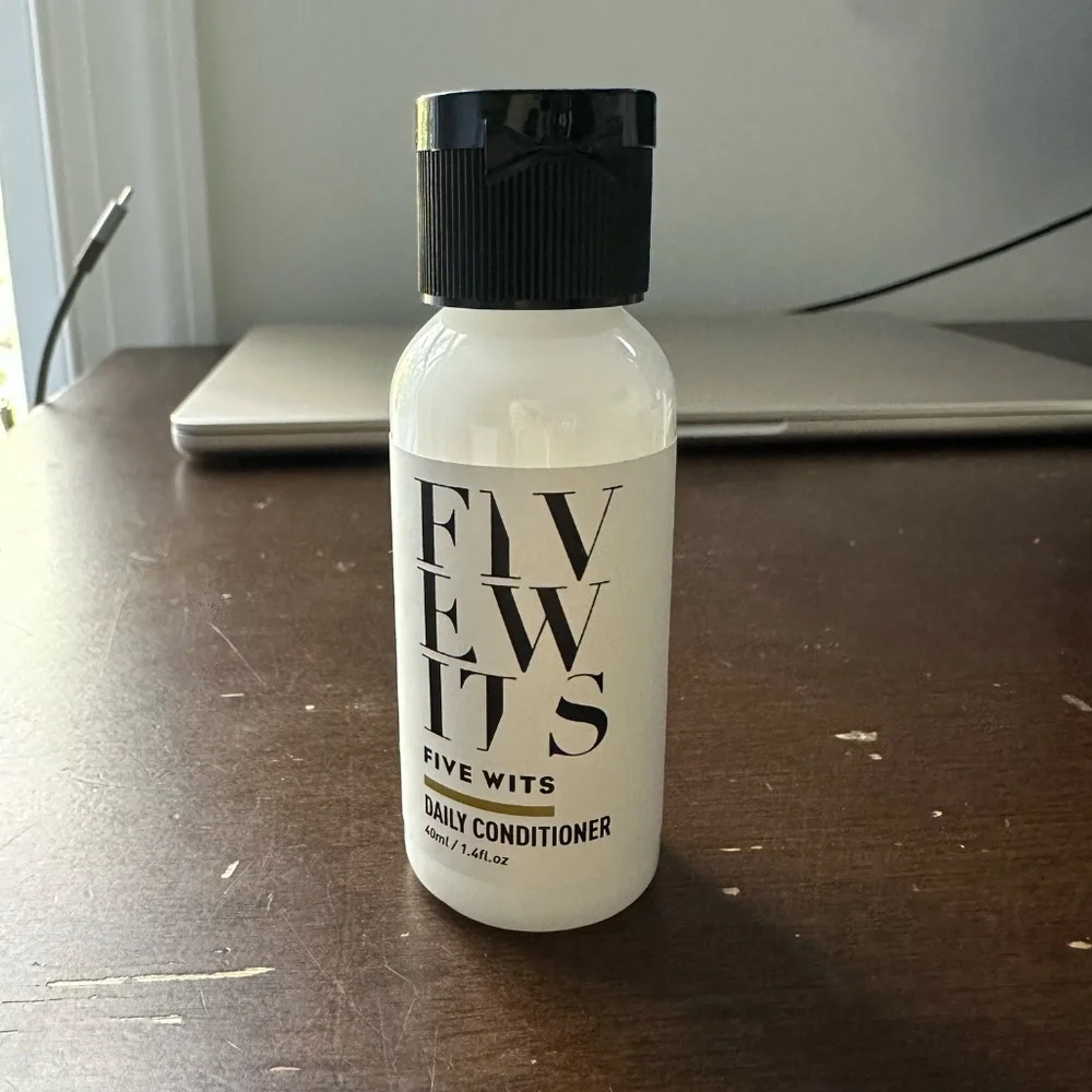 Five Wits Travel Set - Picture 6 of 8